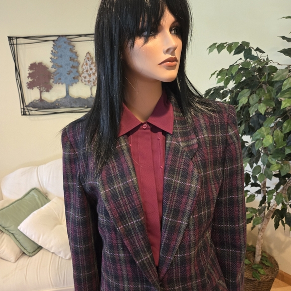 David N Dresses & Skirts - David N Woman's Suit, Jacket/Blazer, Skirt, Size 8